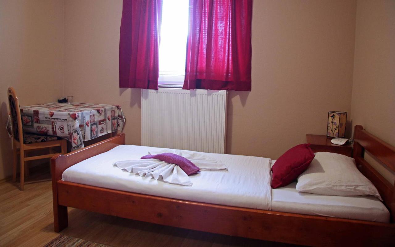 Motel Genex-M Bugojno Extérieur photo
